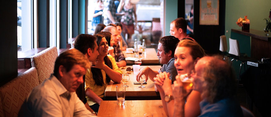 4 simple ways to maximize table turnover in your restaurant